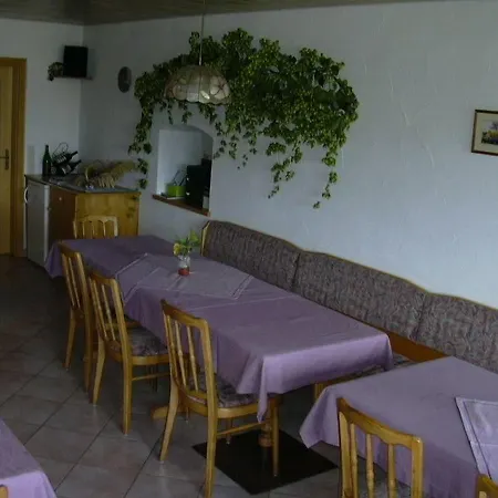 Gastehaus Am Muttelsee * 테트낭