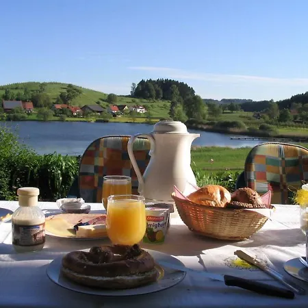 여관 Gastehaus Am Muttelsee 테트낭