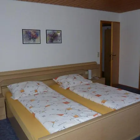 Gastehaus Am Muttelsee 여관